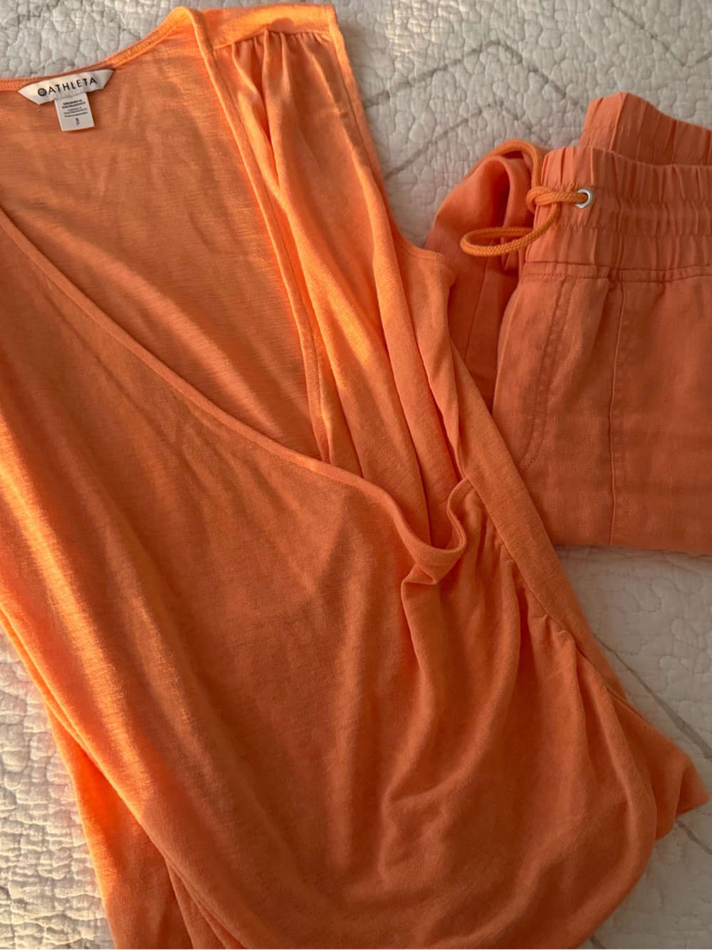 Athleta Cabo Linen Jogger Cactus Peach 8 Tall & Sleeveless Breezy Wrap Top Small